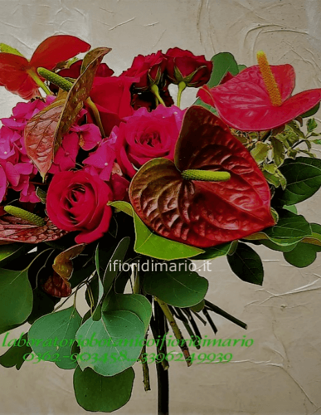 BOUQUET MIX-fiori rossi-  COME DA FOTO