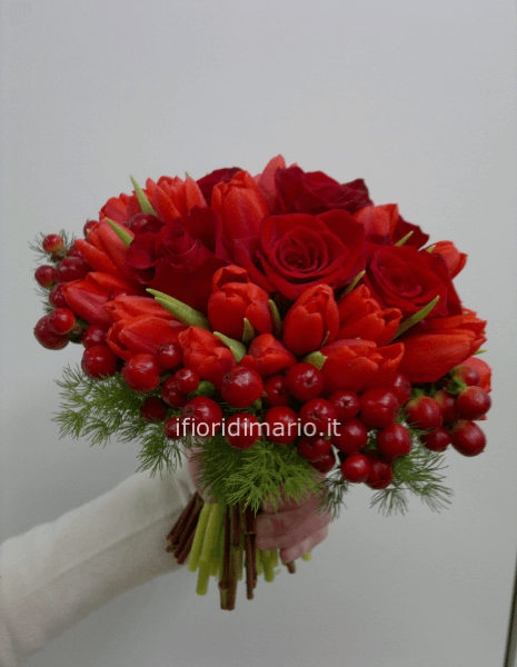 BOUQUET MIX-tulipani- rose- bacche COME DA FOTO